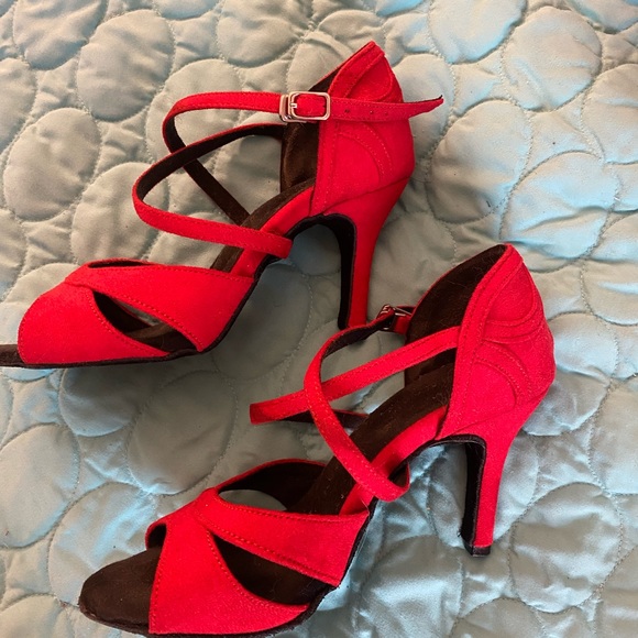 Gorgeous Red Salsa Latin Dance Shoes Size US 8 - Picture 4 of 6